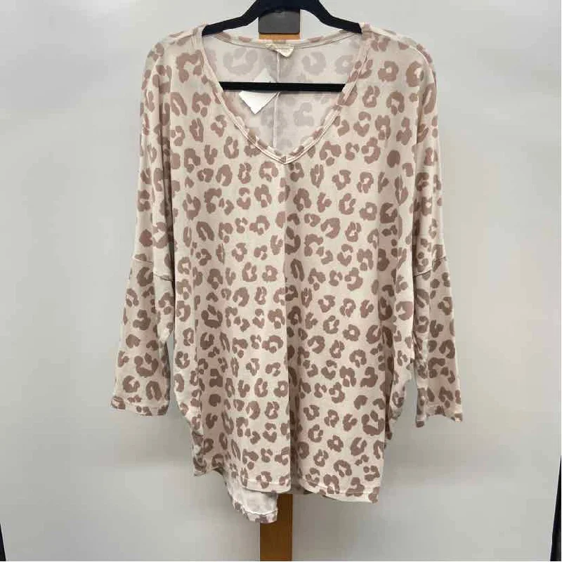 Be Stage Women's Size L Cream Animal Print Long Sleeve Shirt