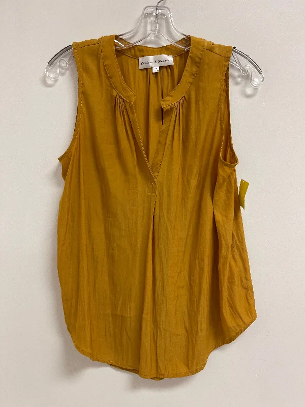 Top Sleeveless By Chelsea And Theodore In Yellow, Size: M